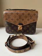 Louis Vuitton Pochette Métis Bag